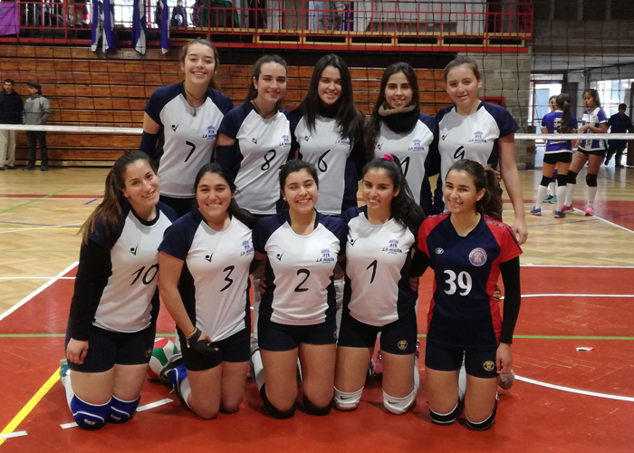 Selección de vóleibol damas participa en torneo de la REI
