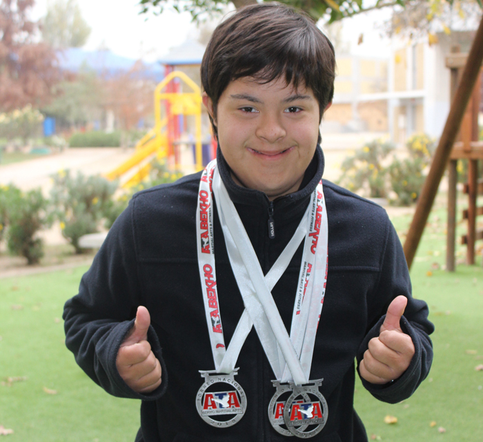 Estudiante de 8° Básico obtiene 1er lugar en torneo de taekwondo